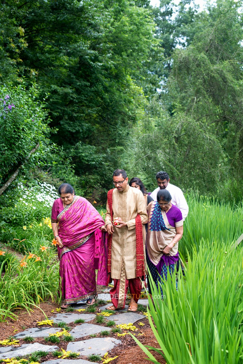 Indian Hindu Wedding - Ann Arbor Michigan - Sudeep Studio.com