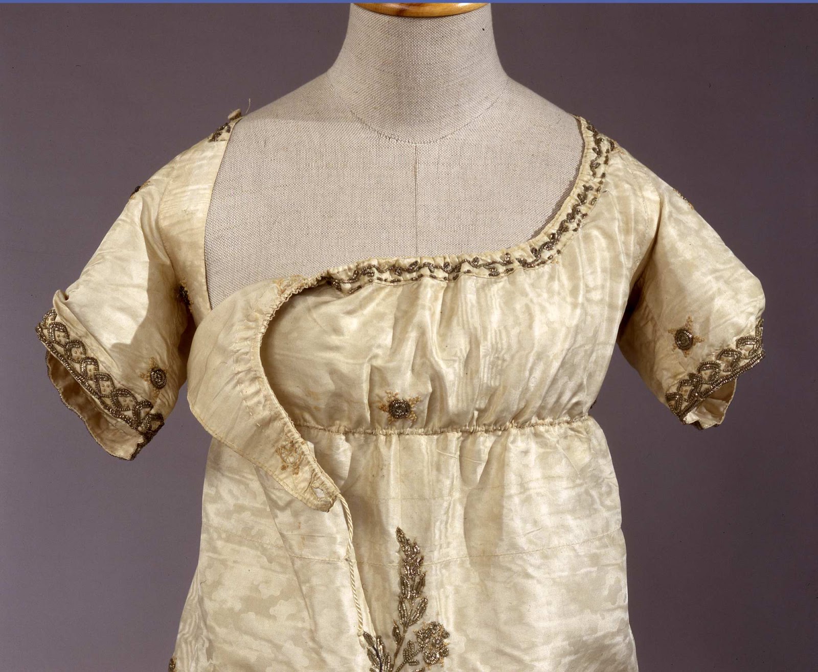 Женские платья 1812 года