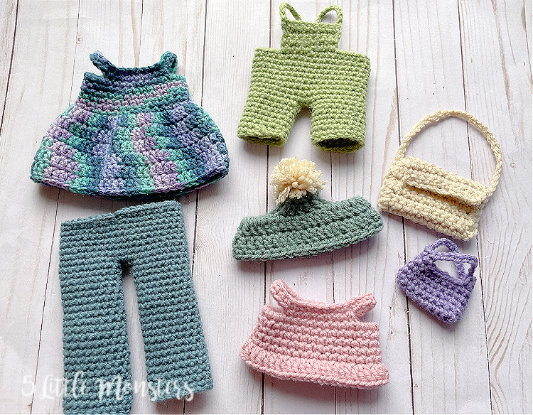 5 Little Monsters: Crocheted Clothes and Accessories for the Long-Legged  Bunny, Bear, and Cat