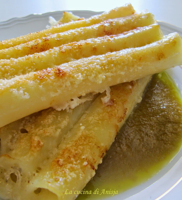 La cucina di Anisja Ziti ripieni su finta genovese