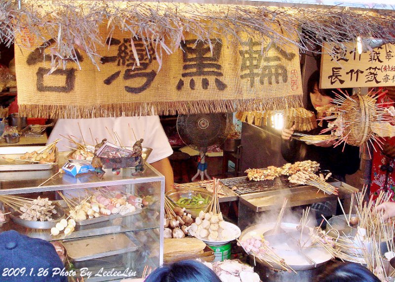 台灣2元黑輪|台南孔廟商圈超便宜小吃美食