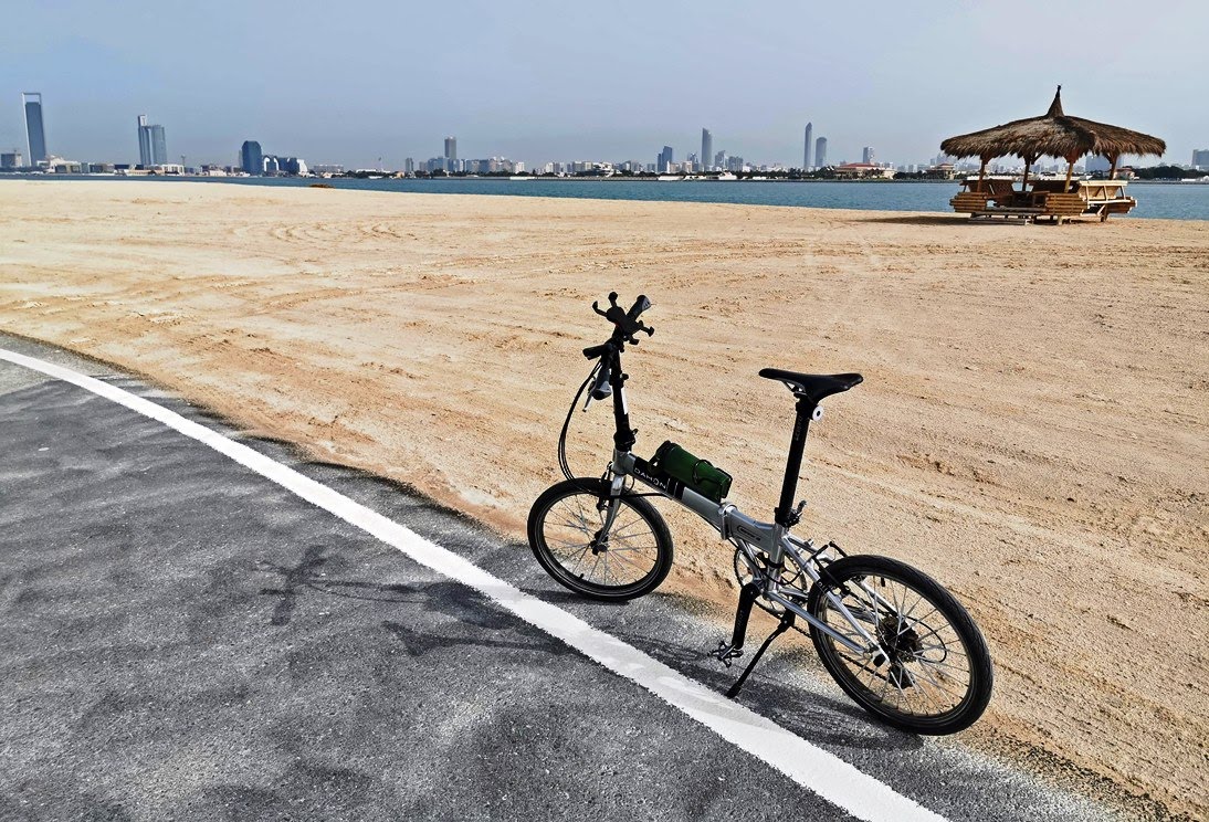 the viewing deck Abu Dhabi Folding Bike Cycling (38 km) Al Bateen