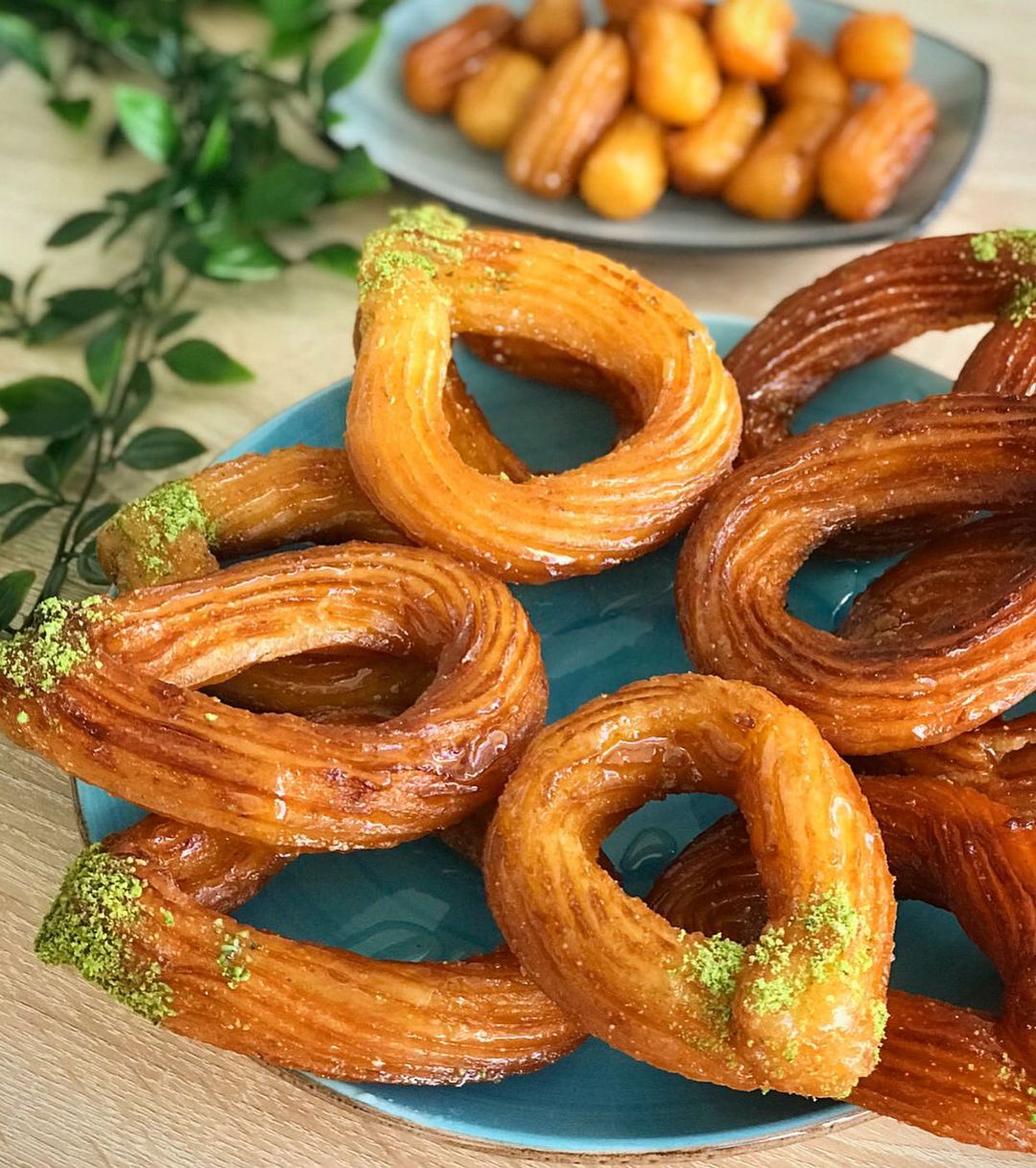 Татлы жимеш. Татлы казань десерт. Татлы сладость. Татлы жимеш. Татлы рулет из пастилы.