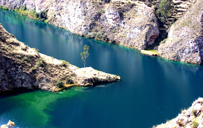 La famosa laguna ubicada en Huancaya con aguas cristalinas y turquesas