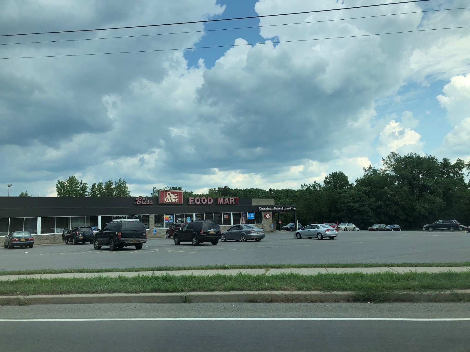 Snapshot Bliss Foodmart Manchester, NY