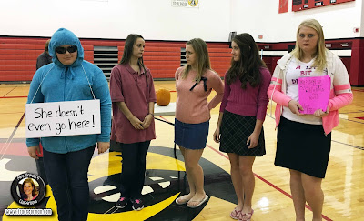 Mean girls group costume for Halloween