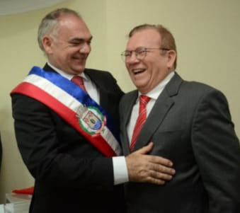 SÃO GONÇALO; PREFEITO ATRASA FOLHA DE PAGAMENTO E DEVERÁ SUSPENDER VACINAÇÃO DURANTE FERIADÃO DE SEMANA SANTA.