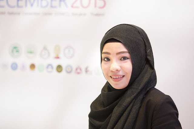 Uang Bisa Dicari, Cantikpun Mudah Untuk Diraih. Tapi Hati yang Tulus? Uang Bisa Dicari, Cantikpun Mudah Untuk Diraih. Tapi Hati yang Tulus?