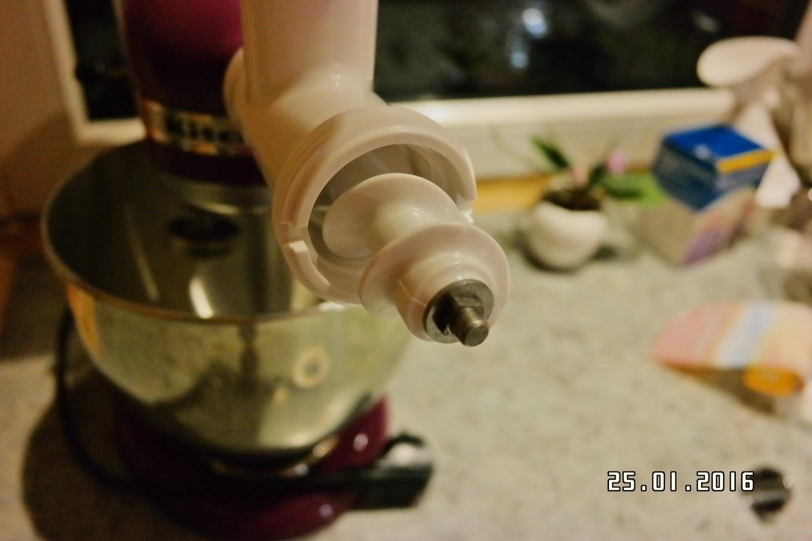 Miss Zuckerfee: Zusammenbau KitchenAid Fleischwolf mit/ohne