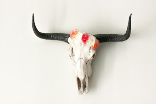 Home decor on a budget. Wall art inspiration. Faux Cow skull with flower crown. | texasweettea