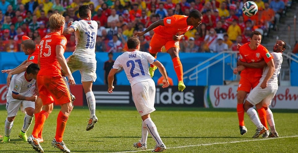 Atasi Chile 2-0, Belanda Lolos sebagai Juara Grup
