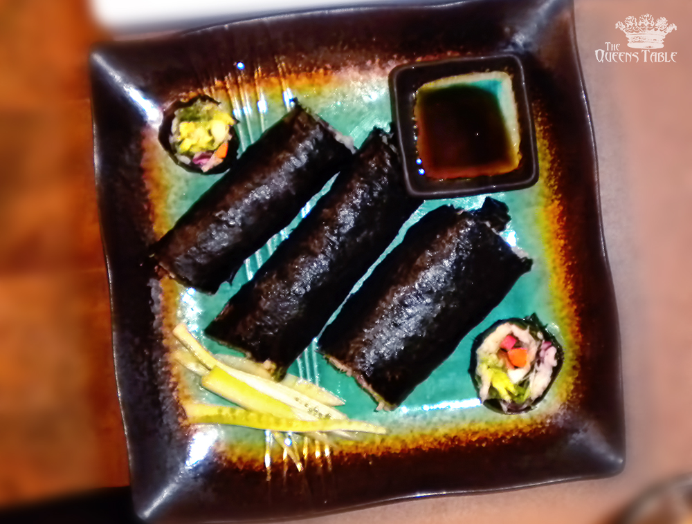 The Queen's Table: Make Your Own Raw Vegan Sushi Rolls
