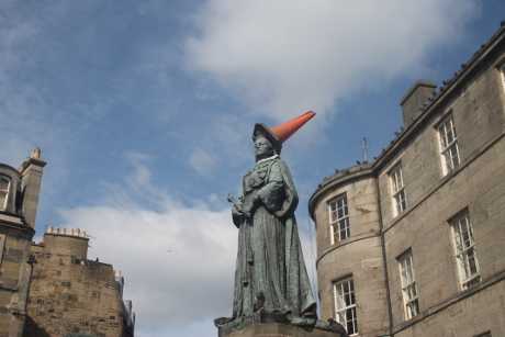 Edimburgo a fondo además de cuatro excursiones de un día - Blogs de Reino Unido - Sunshine on Leith (2)