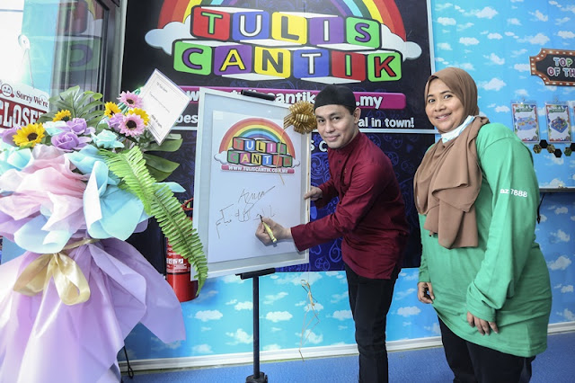 Majlis pelancaran Tulis Cantik | Kedai Alat Permainan Pembelajaran (Educational Toys) Kanak-Kanak