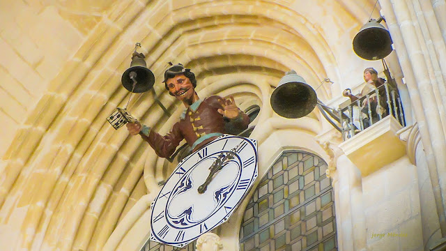 Reloj del Papamoscas y Martinillo en la catedral de Burgos