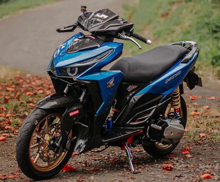 Modifikasi Vario 150 Warna Biru Polos, Original, Metalik, Navy, Tosca