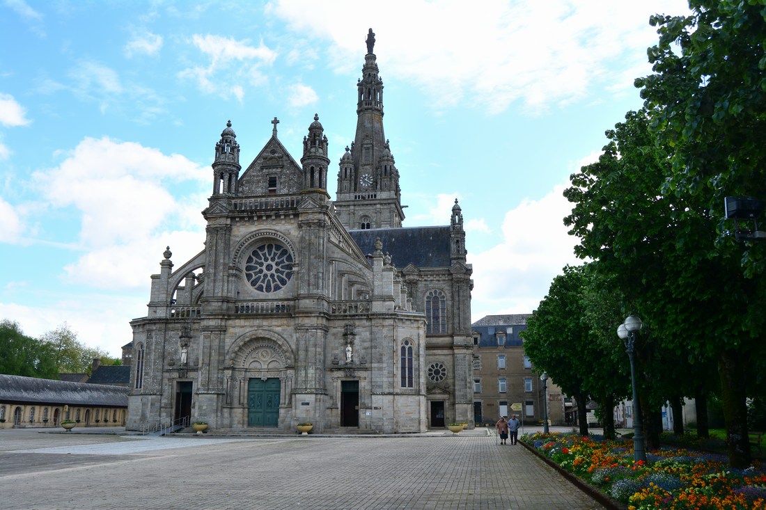 basilique Saint-Anne d'Auray basilique Saint-Anne d'Auray