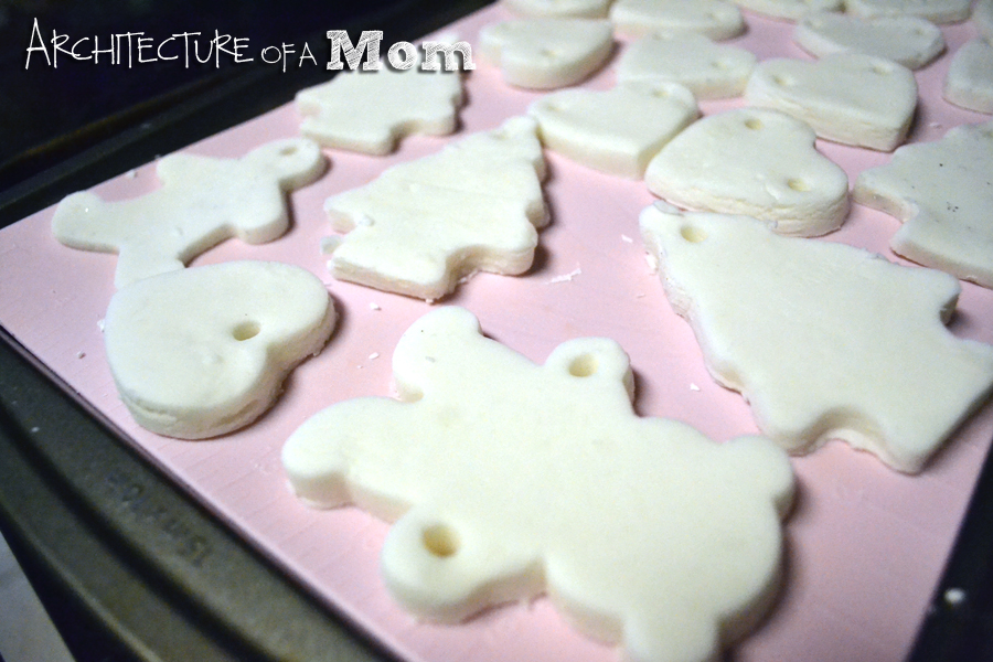 Architecture of a Mom: Baking Soda & Corn Starch Ornaments
