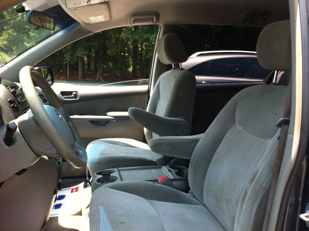 Used Car Dealerships In Charlotte Nc >> Www Buyatcrown Com 2006 Toyota Sienna Buy Here Pay Here Used Car Dealerships In Charlotte Nc >> Www Buyatcrown Com 2006 Toyota Sienna Buy Here Pay Here