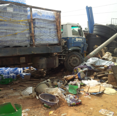 a One dead, several injured as truck ploughs into traders in Igando