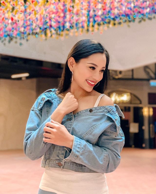 Berita TV Malaysia: Artis Hot Melayu Nazeera Sardi