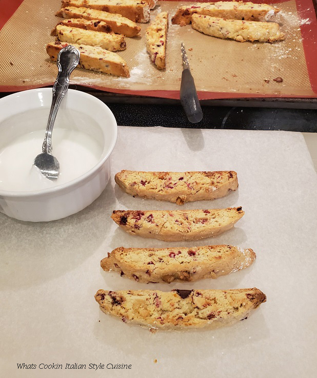 Cranberry Almond Biscotti | What&amp;#39;s Cookin&amp;#39; Italian Style Cuisine