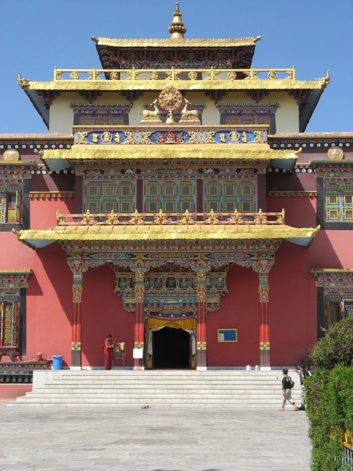 Naar Nepal 12 april kloosters en Nepalees Oud & Nieuw