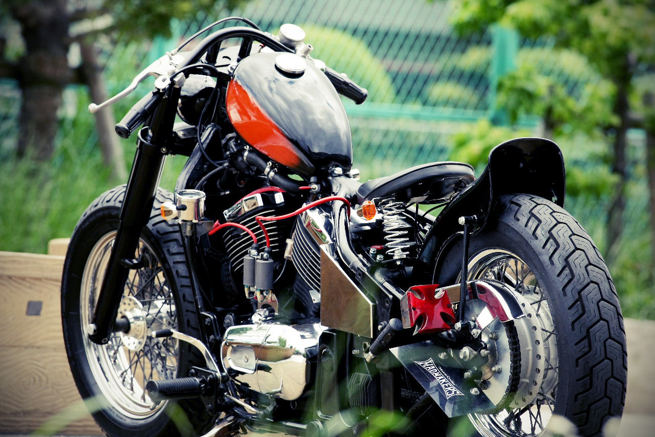 Hell Kustom : Kawasaki Vulcan 400 By Motorcycle Madmakers
