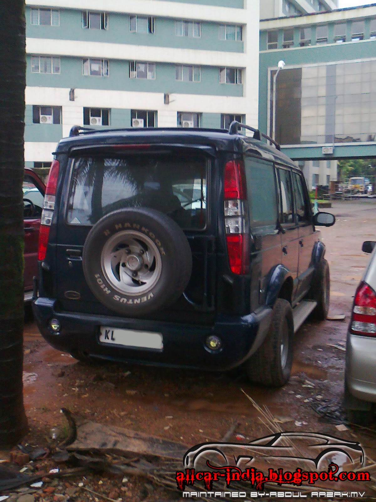 AUTOMOTIVE CRAZE MODIFIED TATA SUMO
