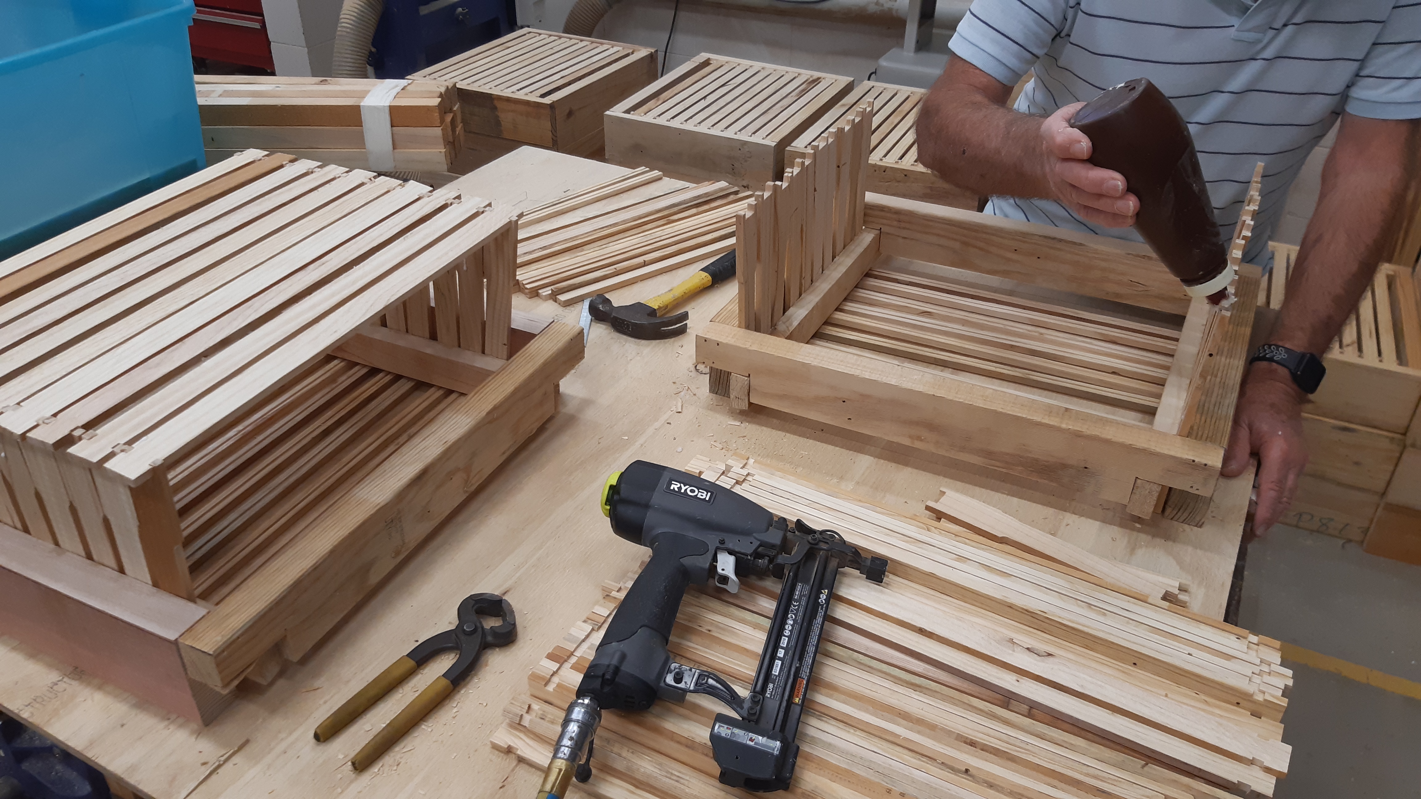 NT Beehives (Darwin) Top Bar and Langstroth Making 11 langstroth