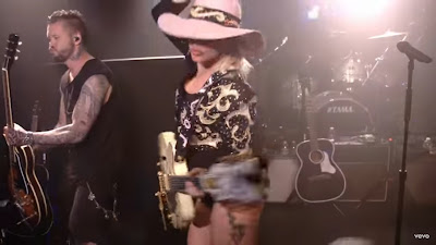 Lady Gaga - A-YO ( #Live From The Bud Light #DiveBarTour #Nashville )