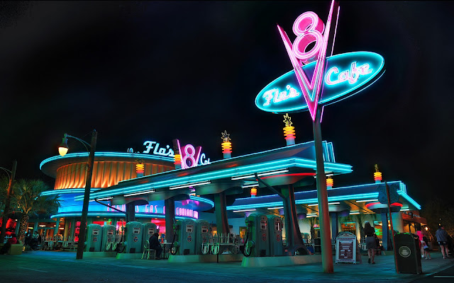 Flo's V8 Cafe