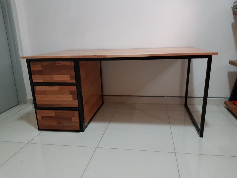 Buy Office/Study Table With Drawers In Malaysia At Best Price