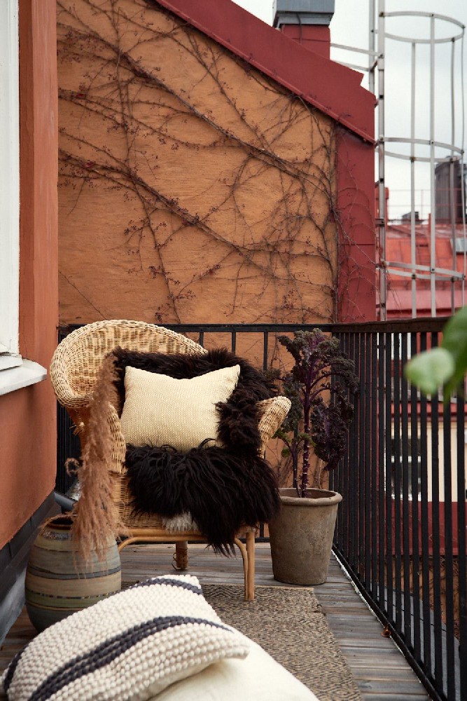 CHARMANTE TOUT NATURELLEMENT