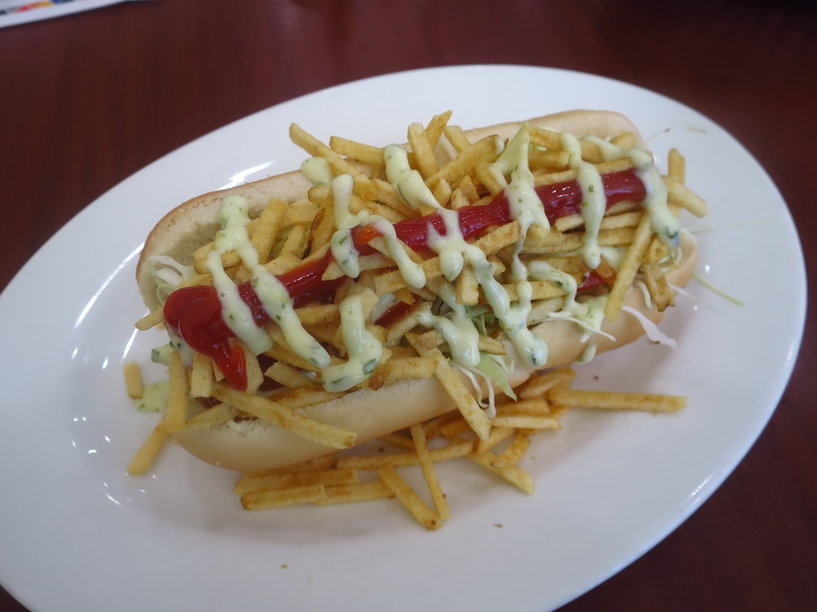 Smokin' Chokin' and Chowing with the King Sabe a Zulia