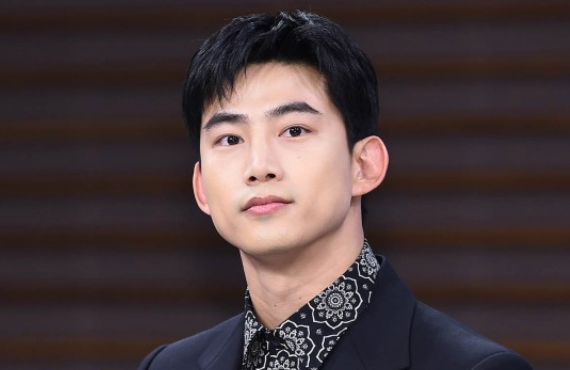 Taecyeon’s Close Aide Reveals Details On Non-Celebrity Girlfriend » K-Luv 
