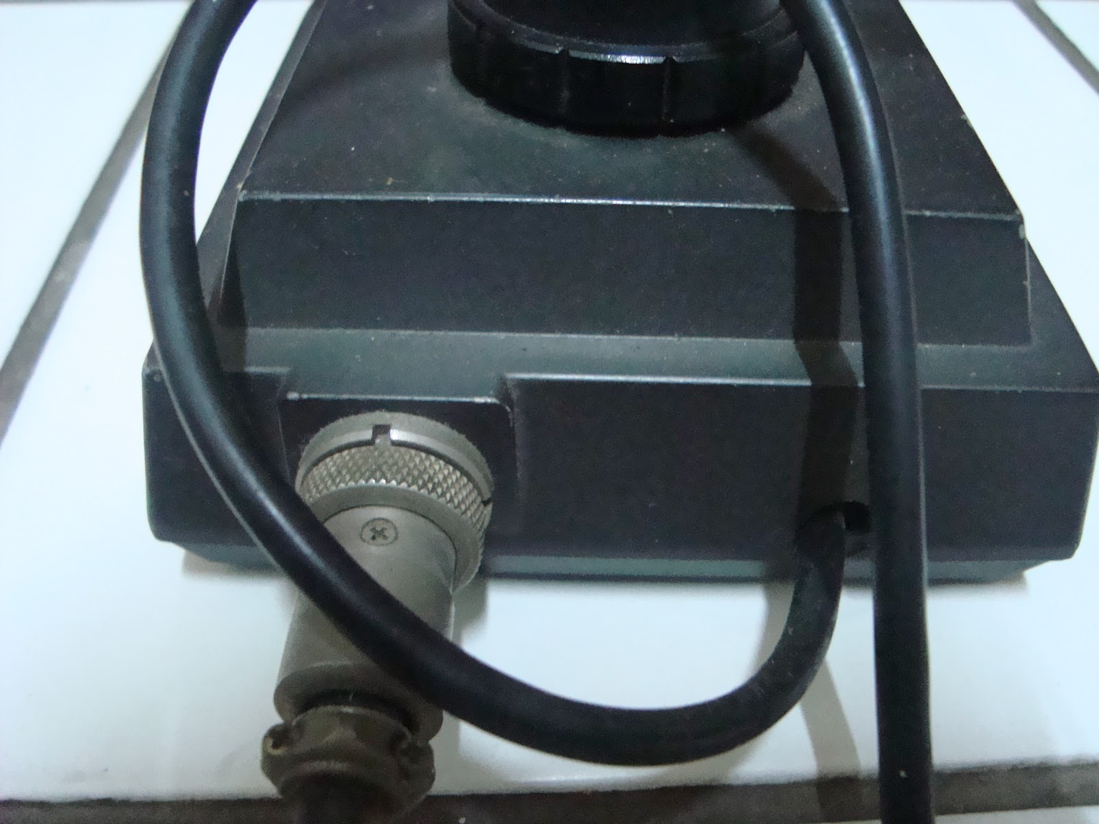 RADIO SELLER Yaesu Microphone MD1 ( Sold )