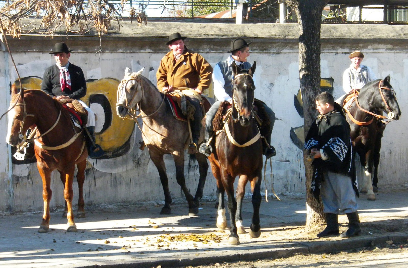 Las 72 Feria de Mataderos (Buenos Aires, Argentina)