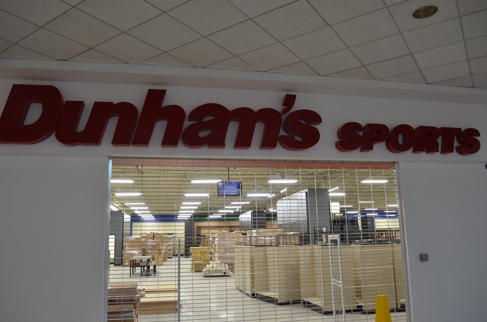 Dunham's Sports Taking Shape at Fairlane Village Mall