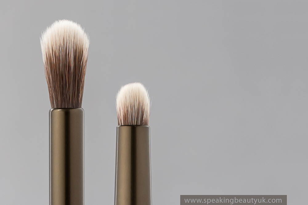 Urban Decay Naked Smoky Palette - brushes