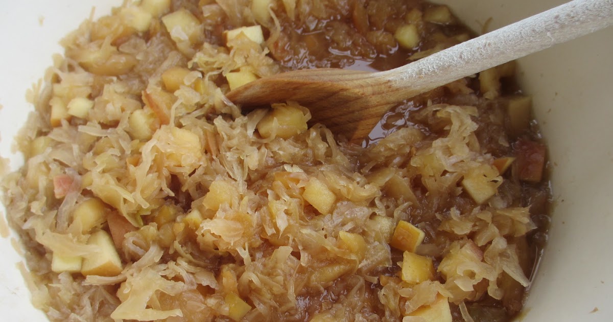 Feasty Geeks: Skyrim Food: Apple Cabbage Stew