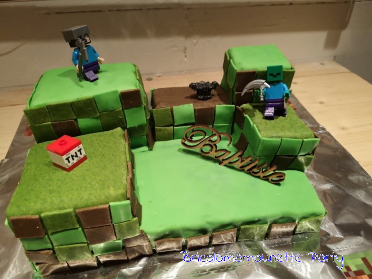 Minecraft sur gâteau monde des jeux 🍰
