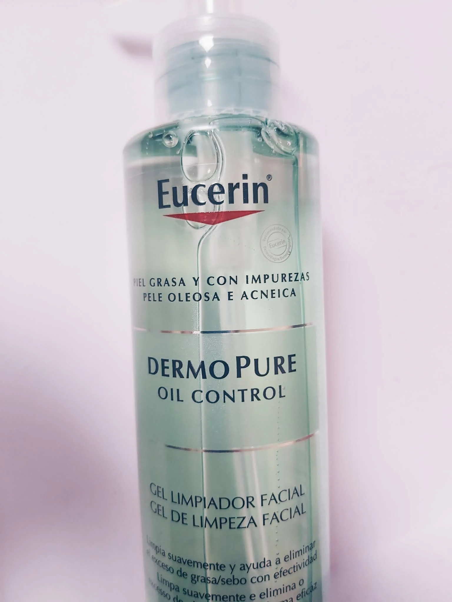 Gel Limpiador Facial DermoPure Oil Control Eucerin – Glow Skincare