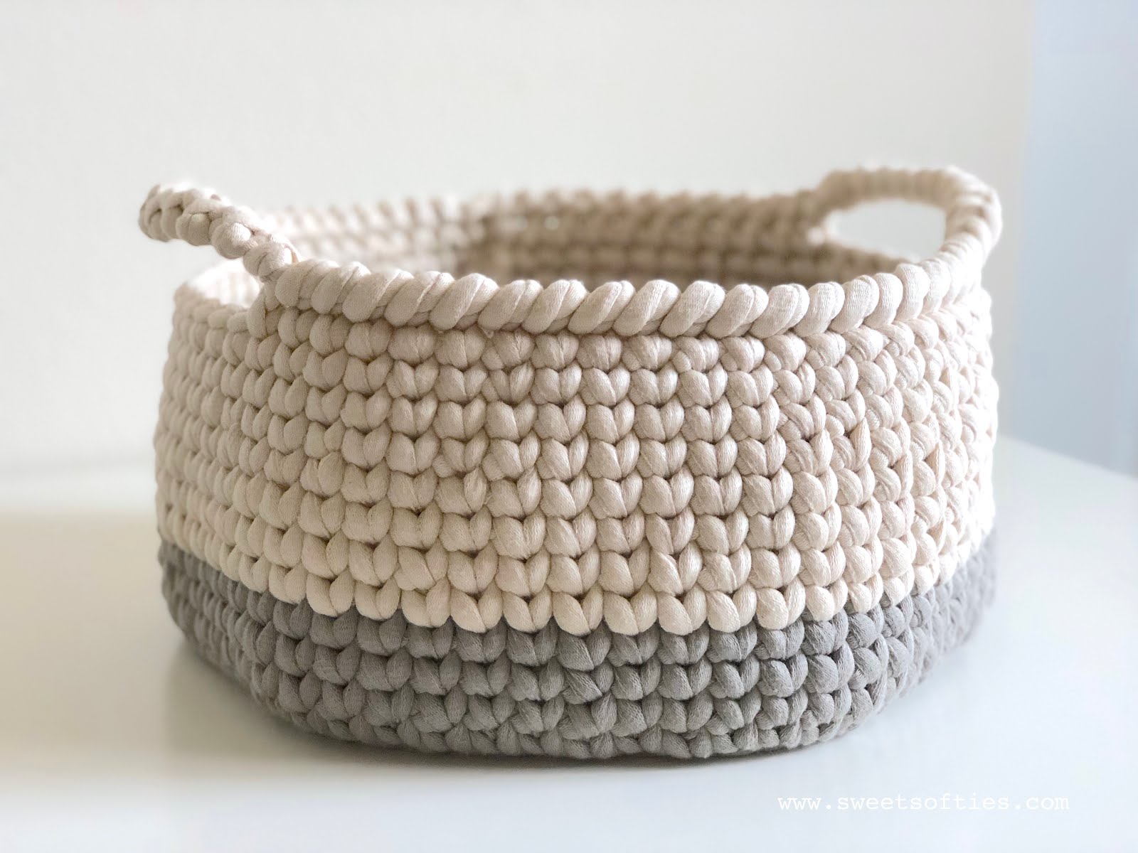 Your Giant Yarn Basket, Free Crochet Pattern