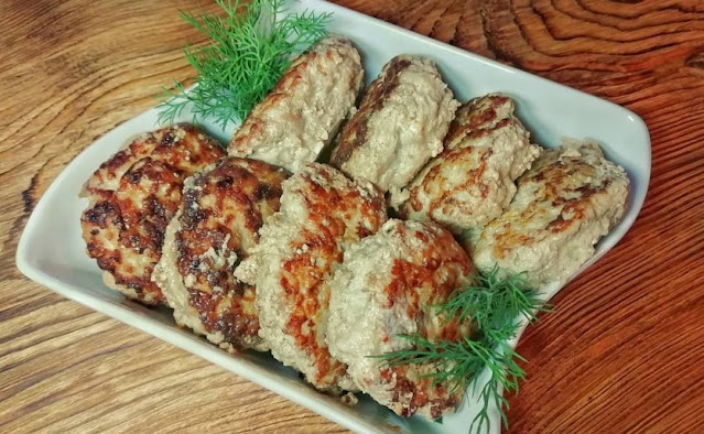 Нежные и сочные котлеты из фарша с кабачком Нежные и сочные котлеты из фарша с кабачком