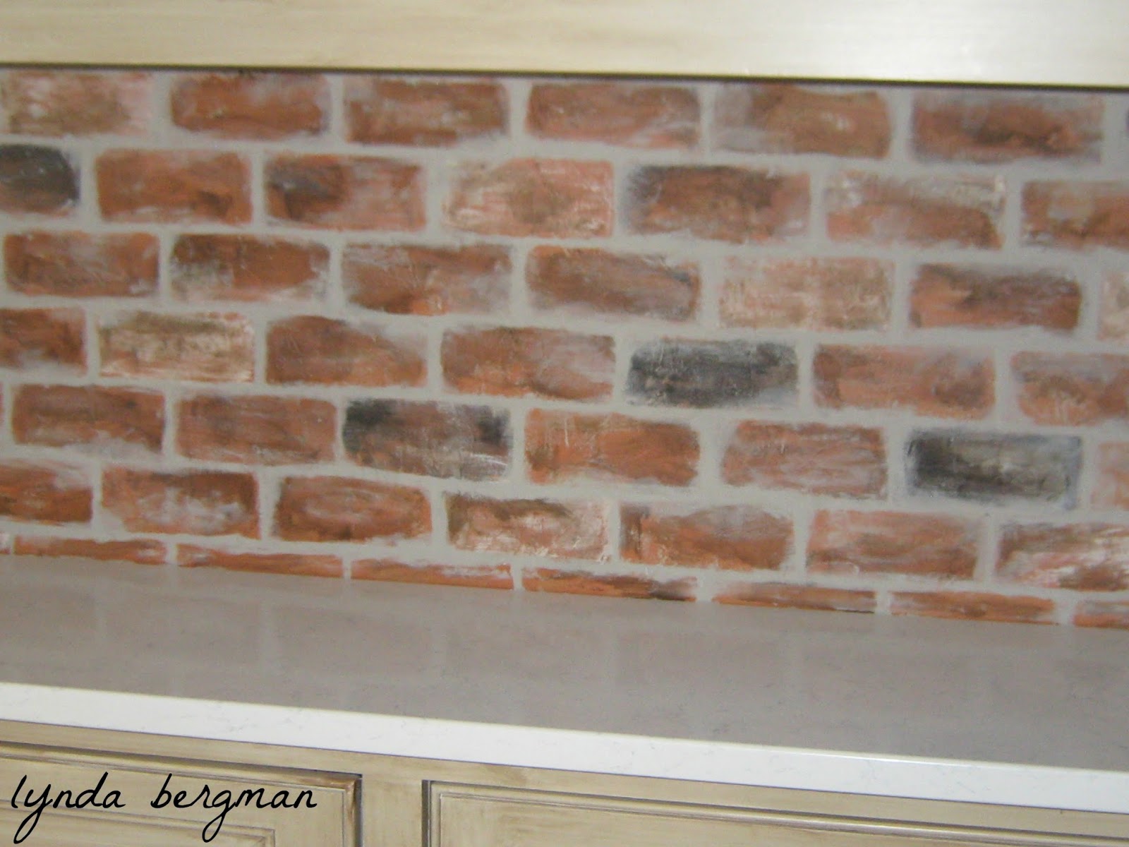 LYNDA BERGMAN DIY BLOG DRAWING & PAINTING FAUX BRICKS (TROMPE L'OEIL