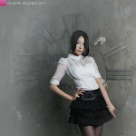 Lee Eun Seo – White Sheer And Ruffle Skirt Foto 1