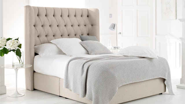 Oxford curved winged bed frame in London