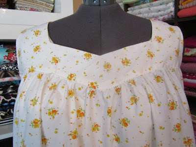 Butterick 6838 Nightgown www.sewplus.blogspot.com