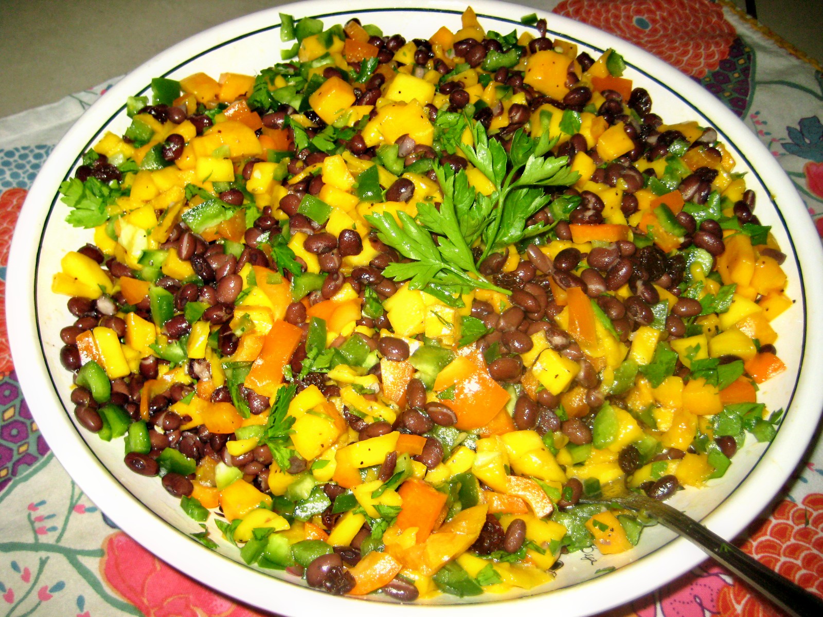 Susan's SavourIt! Caribbean Black Bean Salad with Mangoes... and Sometimes Papaya